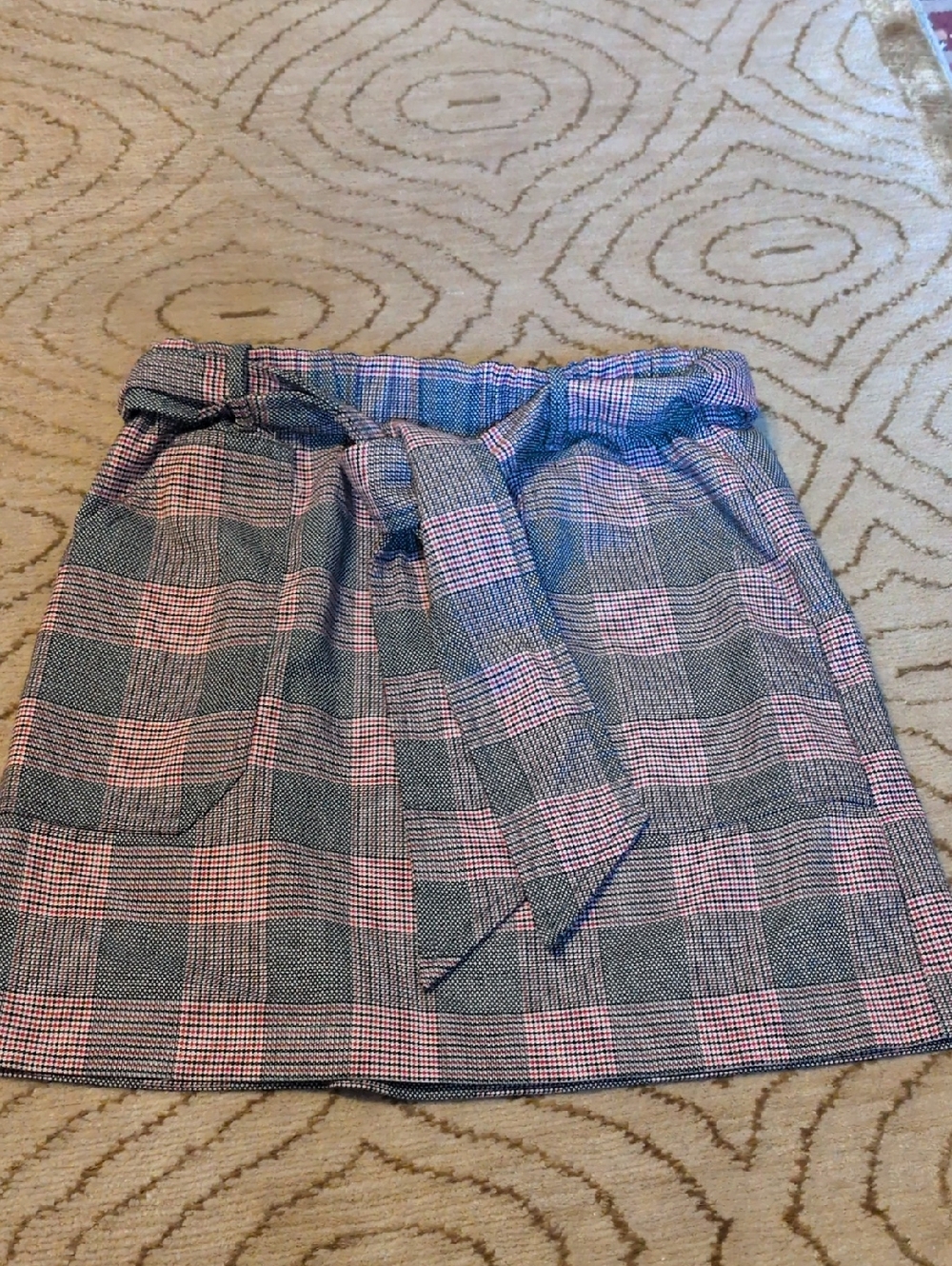 Plaid Paperbag Waist Skirt with Tie Belt  Gray Red And White Small